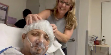 Ѕвездата на „Марвел“ Џереми Ренер по несреќата објави видео од болницата и им се заблагодари на сите за љубовта и поддршката