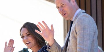 Вилијам ја нападнал Меган затоа што ја навредила Кејт Мидлтон, откри Хари во мемоарите