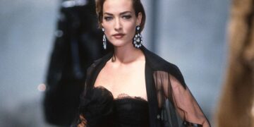 Татјана Патиц беше миленичка на „Вог“, а го мразеше гламурозниот живот на супермодел: приказната на најмистериозната манекенка на светот