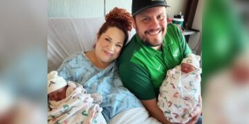 Близнаци родени во Тексас се родија во различна година