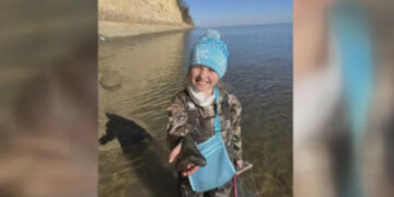 Дете на плажа пронашло заб од праисториска ајкула