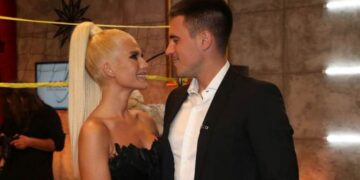 Братот на Ѓоковиќ, Ѓроѓе, и сопругата Сашка го открија полот на бебето