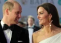 (Видео) Кејт го плесна Вилијам по задник на црвениот килим на БАФТА наградите