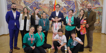 Најдобрите македонски танчери играа хипхоп и брејкденс кај Пендаровски