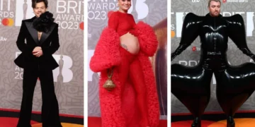Екстравагантната мода на БРИТ наградите: Сем Смит во латекс, Џеси Џеј со гол труднички стомак