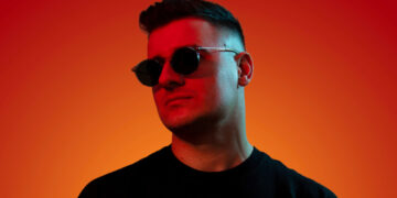 Галоски ќе настапува во најпознатите ноќни клубови во светот