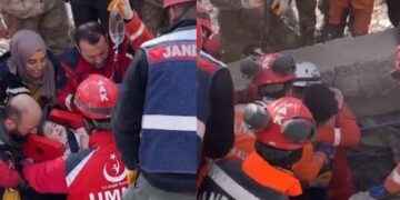 Четиригодишната Сенгул извлечена е жива по 130 часа поминати под урнатините