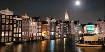 Кој дувал, дувал: Амстердам ги менува правилата за туристите