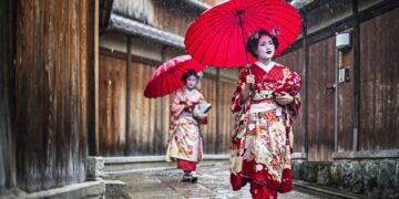 Јапонски град вработува жени кои ќе се обучуваат да бидат гејши
