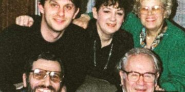 Игор Џамбазов носталгичен за семејството: династијата Прличкови-Џамбазови на насловна од 80-тите