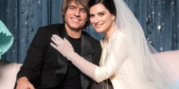 По 18 години врска се омажи италијанската пејачка Лаура Паузини