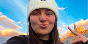 Позната инфлуенсерка се откажала од родителите затоа што психички ја малтретирале