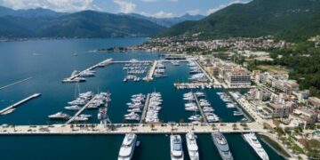 Најпознатиот црногорски остров е на продажба со почетна цена од 80 милиони евра