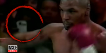 (Видео) Маж од иднината се вратил во 1995 година и го снимал мечот на Тајсон со мобилен телефон