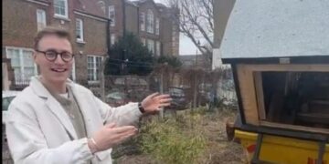 Поради високите кирии во земјата, Британец почнал да живее во контејнер за ѓубре