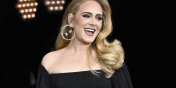 Адел: Испив четири шишиња вино до 11 часот наутро, место со албум завршив дома со алкохол