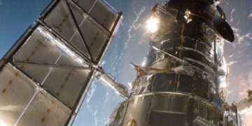 Вселенскиот телескоп Хабл во опасност да падне на Земјата