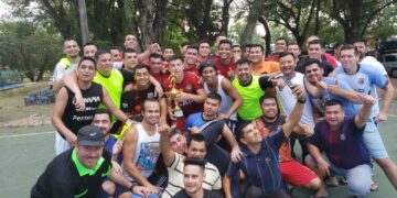 Мислев ќе ме претепаат во затвор, а тие ме замолија да играм фудбал со чуварите, Роналдињо првпат зборуваше за дружењето со затвореници