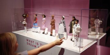 Производител на играчки ја претстави Барби куклата со Даунов синдром