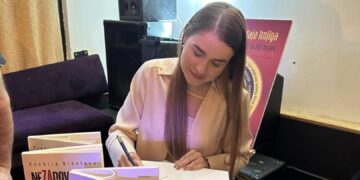 Србија е земја во која уметноста навистина живее, Ксенија Николова во Белград го промовираше романот „Незадоволна“