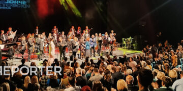 (Видео) Емотивен концерт во сеќавање на Јонче Христовски: безвременските песни разбудија сеќавања и солзи во публика,  „Македонско девојче“ на бис