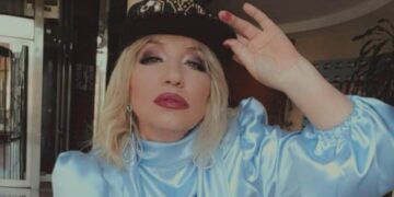 Нада Топчагиќ: Ја турнав дадилката по скали и за малку ќе ја убиев, ме крадеше и ми го остави синот гладен