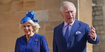 Прв Велигден за Чарлс и Камила по смртта на крлаицата, на денот од нивната годишнина од брак