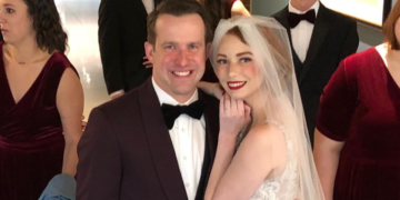 Се запознале во болница каде чекале трансплантација на срце, а осум години подоцна се венчале