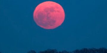 Розовата полна Месечина на 6 април ќе донесе промени кај секој хороскопски знак