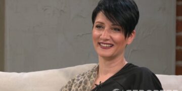 (Фото) Нора Шаќири стави шамија на глава