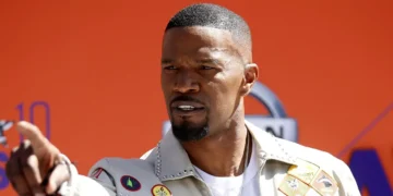 Поради здравствени проблеми Џејми Фокс заврши во болница