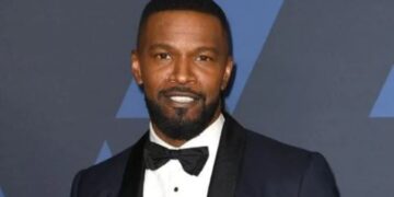 Хоспитализиран актерот Џејми Фокс