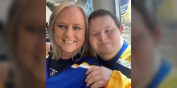 Мајка преку оглас барала пријател за синот со Даунов синдром, сега Кристијан има другари од цел свет