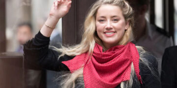 Амбер Хард ја напушти глумата и се пресели во Шпанија