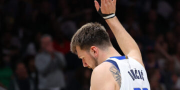 Лука Дончиќ ќе ги плати трошоците за погреб на жртвите од трагедијата во Белград