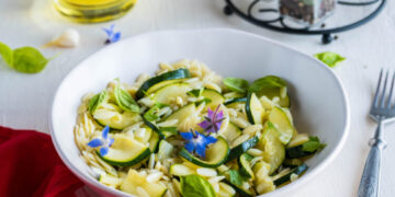 Ладна салата со тиквици