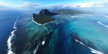 Сателитските снимки открија 20.000 досега непознати подводни планини