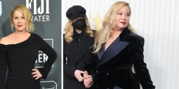 Влегувањето под туш е страшно, можам лесно да паднам: Кристина Еплгејт за борбата со мултиплекс склероза