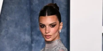 Емили Ратајковски призна дека е бисексуалка: Ме привлекуваат жени, но ја немам сретнато вистинската