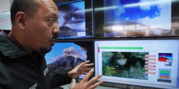 Животите на 22 милиони луѓе во Мексико зависат од гледањето во вулканскиот семафор, ако стане црвено следува катаклизма велат научниците