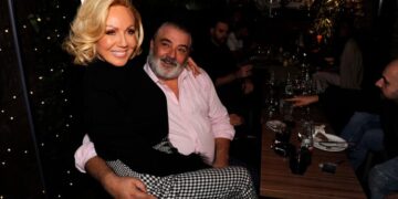 Лепа Брена и Бобо Живоиновиќ: Во политика не се мешаме, естрадата и тенисот е водата во која пливаме