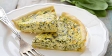 Потпечен спанаќ со сирење