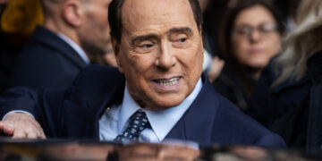 Почина поранешниот италијански премиер Силвио Берлускони