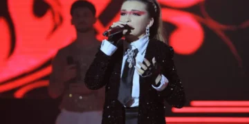 Македонката Славица Ангелова го воодушеви жирито и ќе пее во полуфиналето на „Гранд“