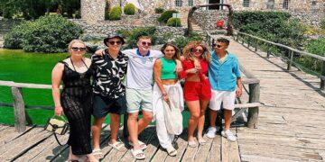 Дејан Кулушевски и уште неколку светски познати фудбалски ѕвезди уживаат во Охрид