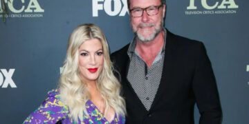 Тори Спелинг се разведува од сопругот по 18 години брак