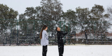 Прв снег во Јоханесбург од 2012 година