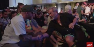 (Видео) Мел Гибсон ќе навива за Македонецот Александар Волкановски во борбата за титулата во Лас Вегас