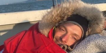 Студената вода ме победи: Македонскиот маратонец Поп Ацев не успеа да го преплива Ла Манш