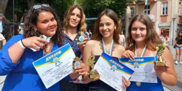 Ања Поп-Костова и Слободанка Арнаудова освоија златни медали на меѓународен фестивал во Бугарија
